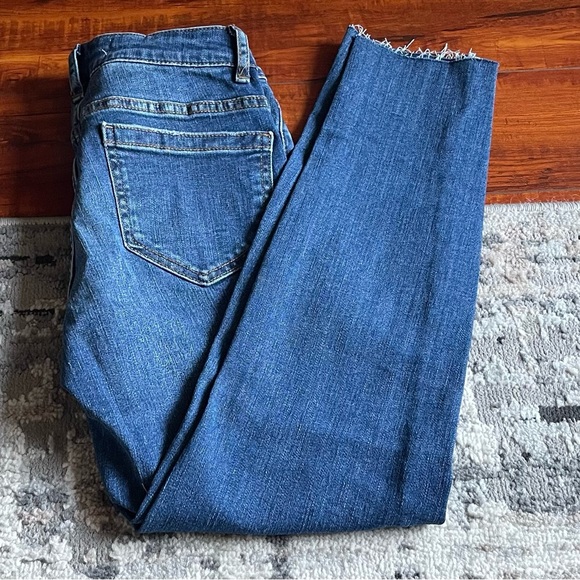 ZARA Z1975 MID RISE RIPPED SKINNY JEAN NEW SIZE 4 - Picture 4 of 5